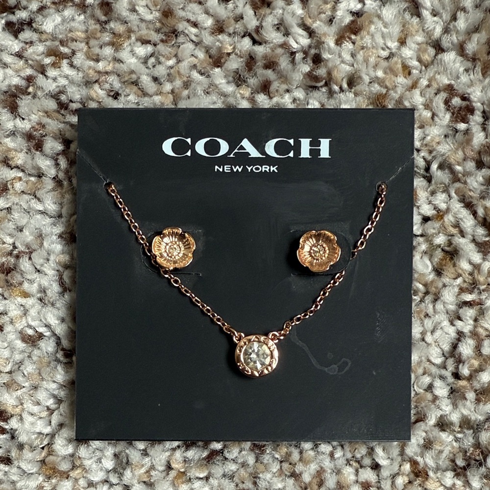 Coach Gold Floral Necklace Set